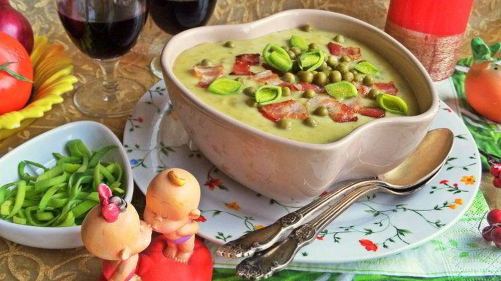 Как приготовить суп-пюре картофельный с горошком и беконом