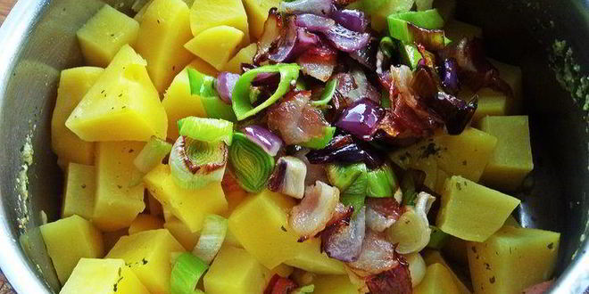 Рецепт супа-пюре картофельного с горошком и беконом