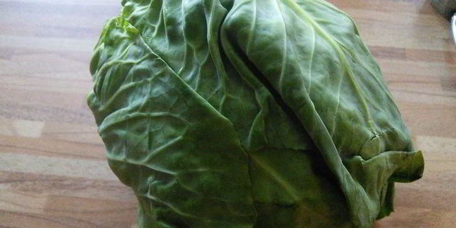 Рецепт супа с копчеными колбасками и зеленой капустой