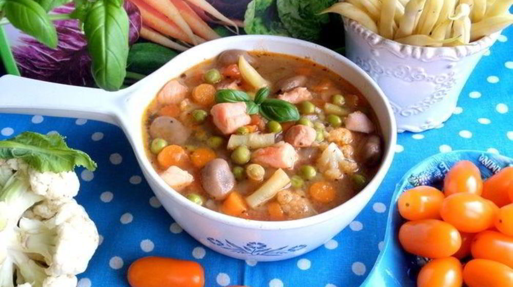 Как приготовить суп с сезонными бобовыми