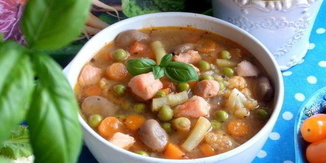 Рецепт супа с сезонными бобовыми