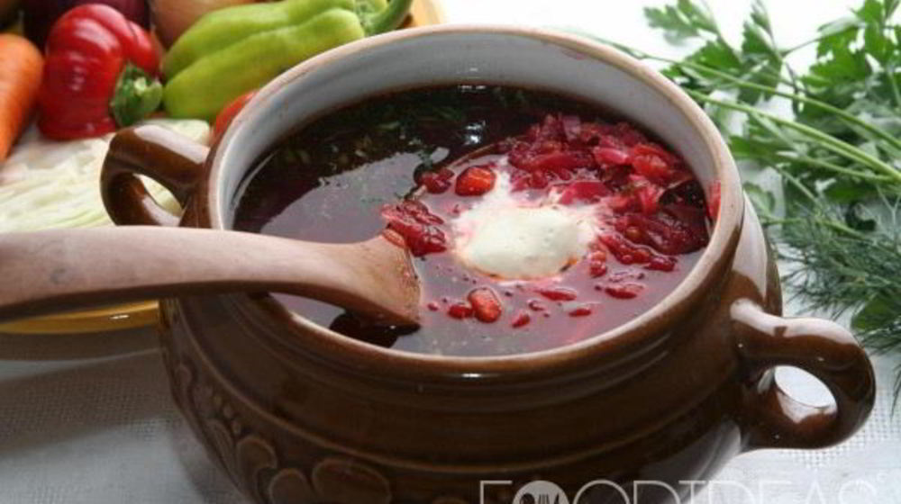 Как приготовить горячий свекольник