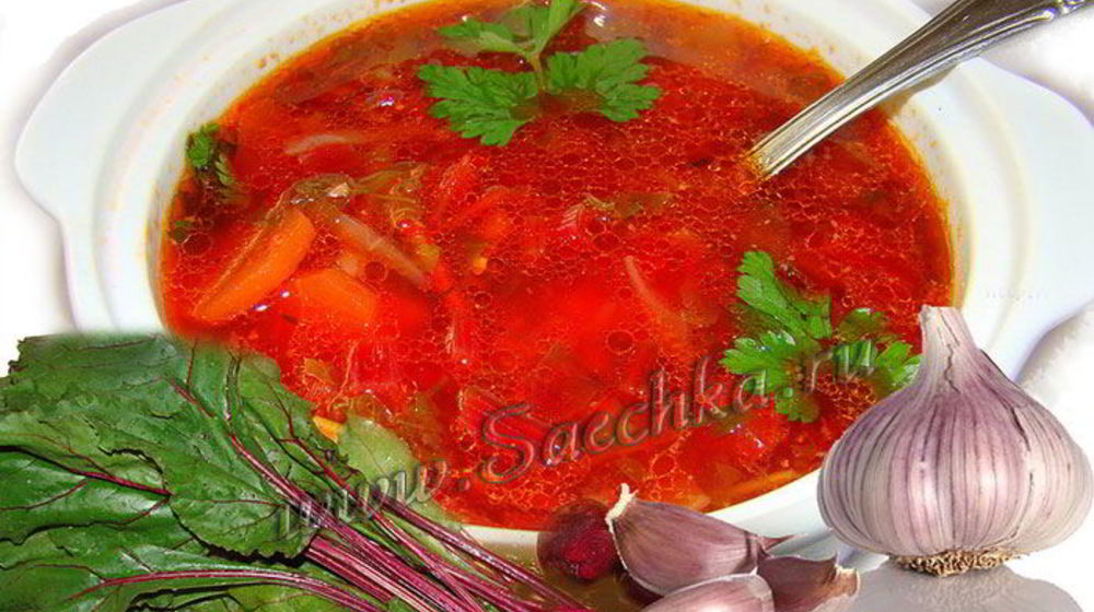 Как приготовить свекольник с ботвой и баклажанами