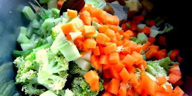 Рецепт овощного сырного супа