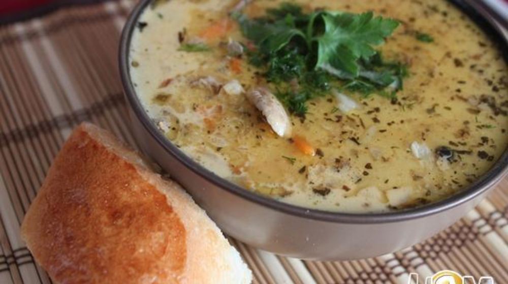 Как приготовить сырно-чесночный чешский суп