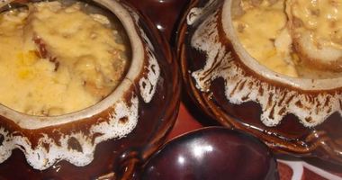 Рецепт Сырно-лукового суп с чесночными гренками