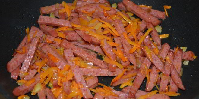 Рецепт сырного супа из плавленого сыра с колбасой