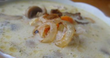 Рецепт Сырного супа на основе лукового