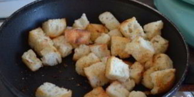 Рецепт сырного супа с гренками