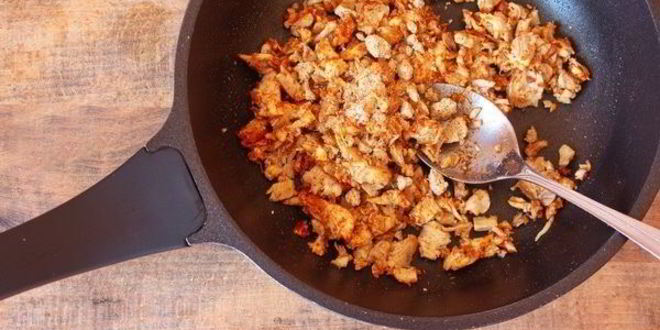 Рецепт сырного супа с хрустящими морковными отрубями