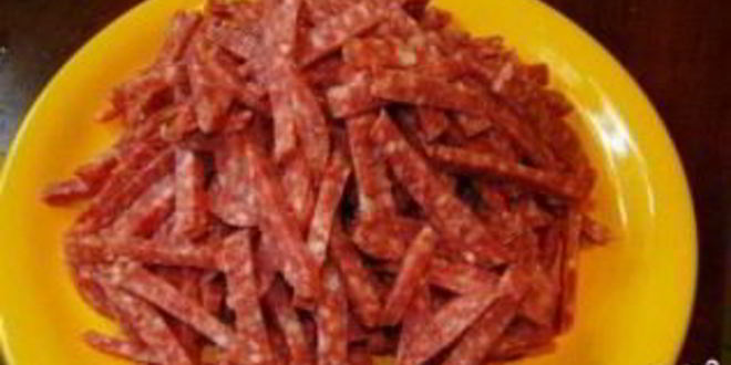 Рецепт сырного супа с колбасой