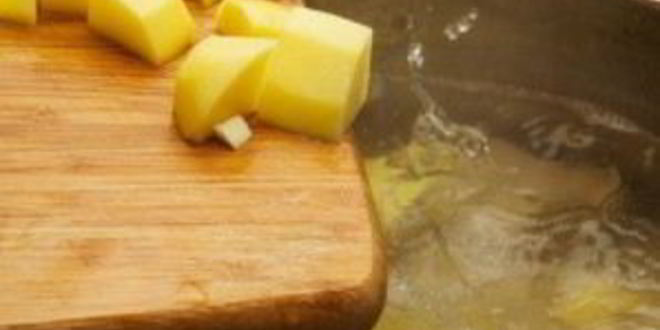 Рецепт сырного супа с колбасой