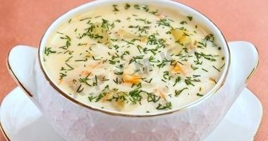 Рецепт Сырного супа с курицей и плавленным сыром и рисом