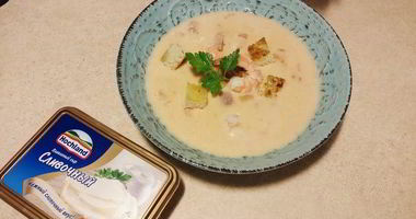 Рецепт Сырного супа с томатами и креветками