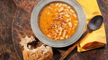 Рецепт Тыквенного супа с фасолью и чили