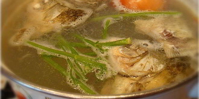 Рецепт ухи из карасей с ароматной заправкой