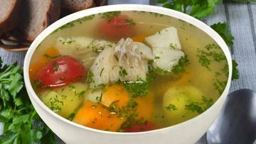 Рецепт Ухи из щуки с помидорами