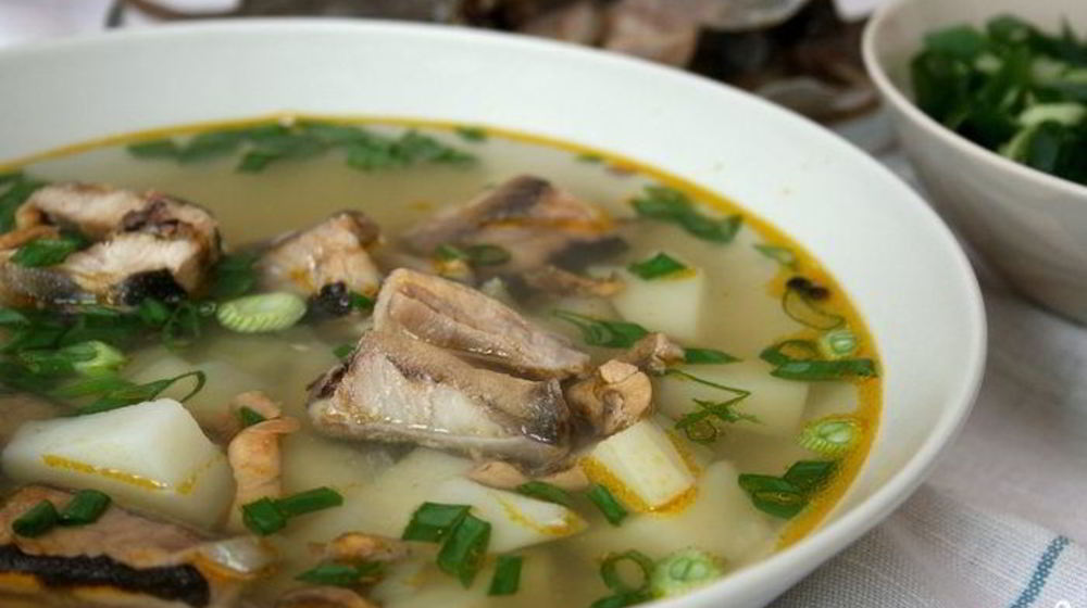 Как приготовить уху с яйцом