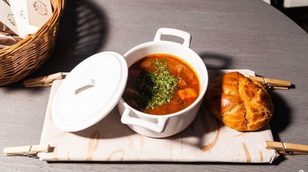 Как приготовить венгерский суп гуляш