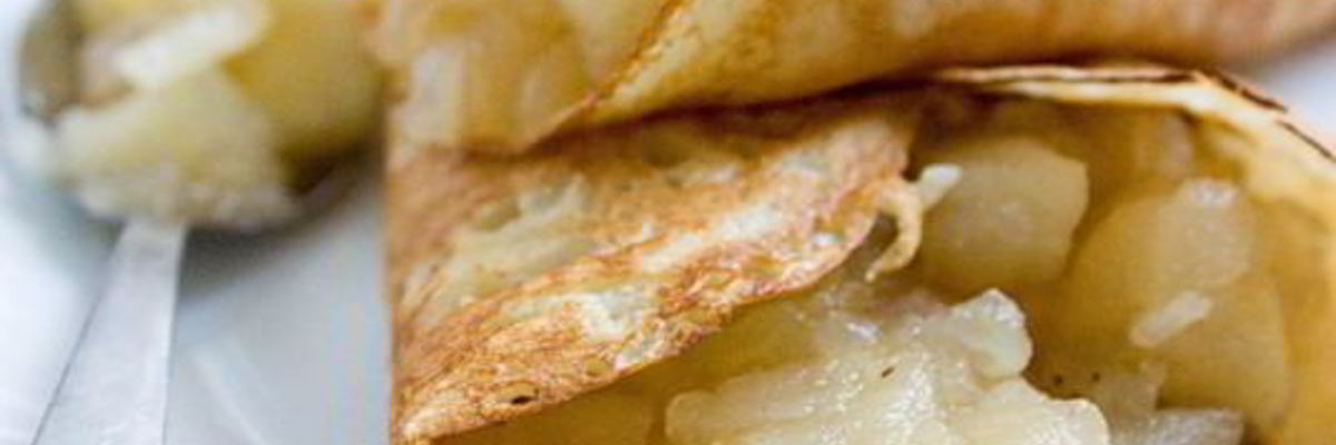 Рецепт Тонких блинчиков с пряной яблочной начинкой