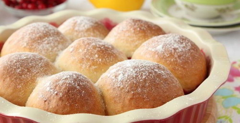 Рецепт сыр камамбер в кляре с ягодным соусом