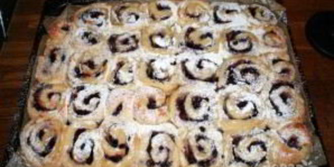 Рецепт булочек на живых дрожжах