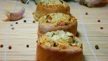 Рецепт Булочек с брынзой Ароматные