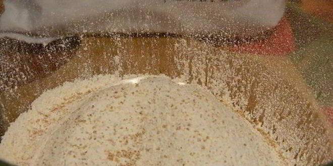 Рецепт булочек с брынзой ароматные