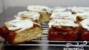 Рецепт Булочек с корицей и сливочной глазурью
