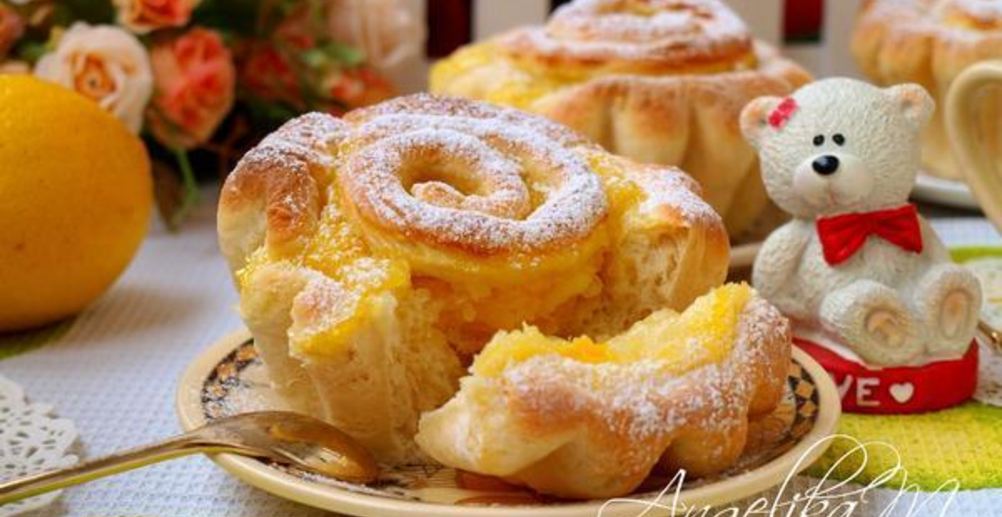 Рецепт капкейки с малиновым джемом и лимонной глазурью