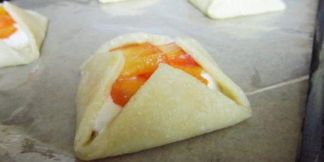 Рецепт персиковых ватрушек