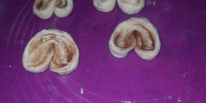 Рецепт плюшек с сахаром и корицей