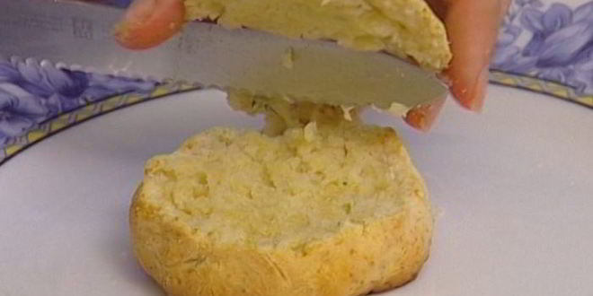 Рецепт сливочных булочек с малиной