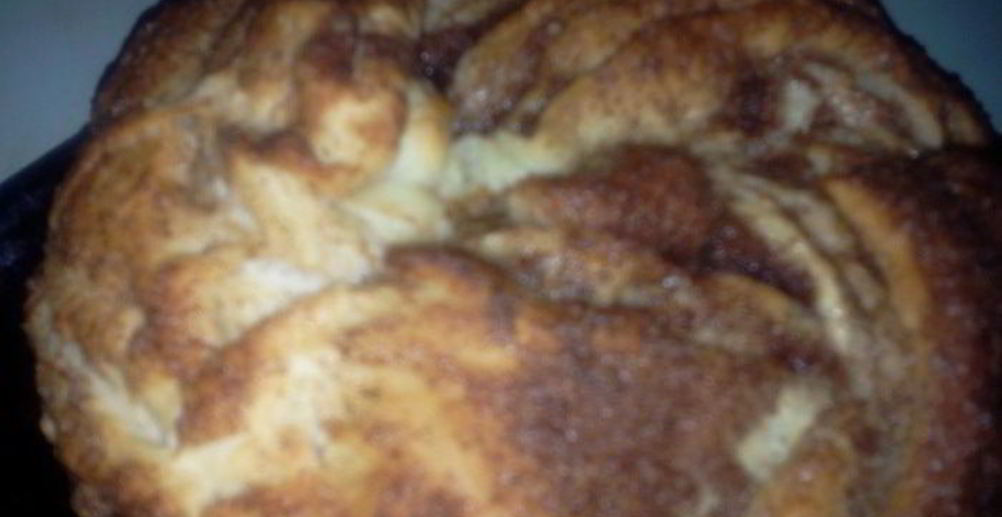 Рецепт булочки с корицей и сливочной глазурью