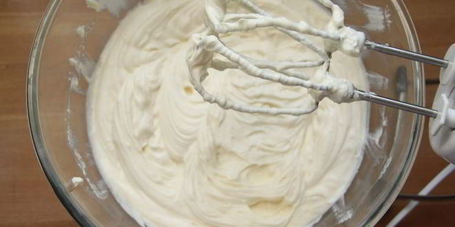 Рецепт чизкейка с корицей, яблоком и сахарным пеканом