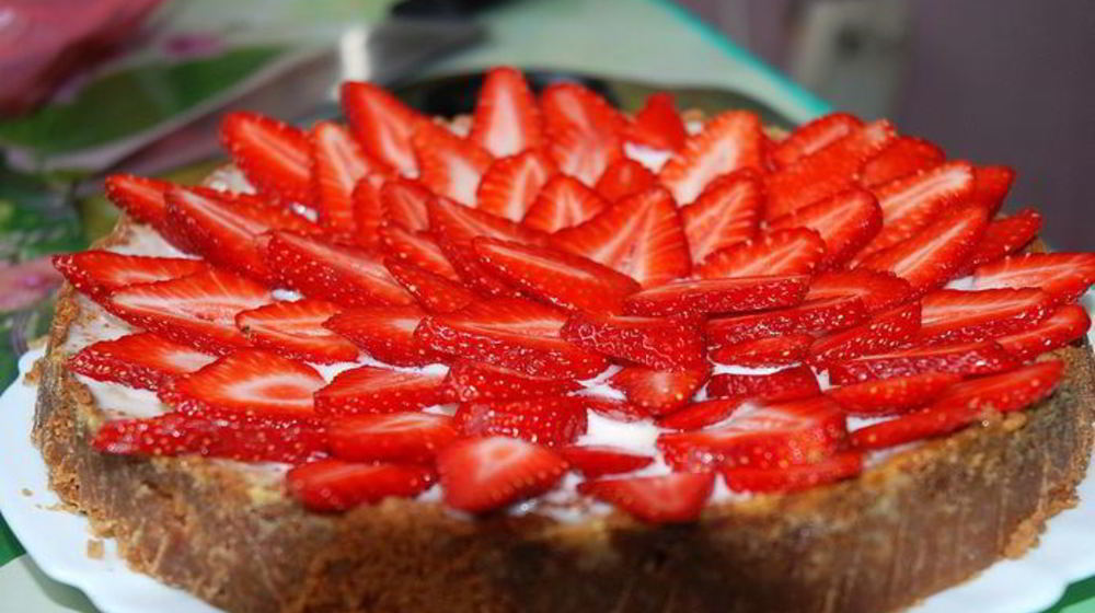Как приготовить клубничный чизкейк