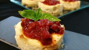 Рецепт Мини-чизкейков с томатным мармеладом