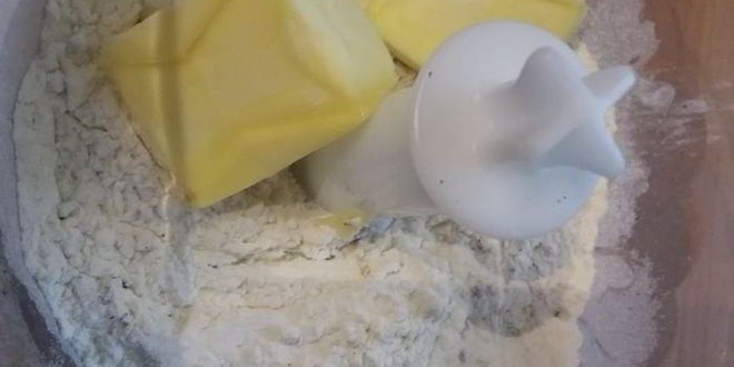 Рецепт мини-чизкейков с томатным мармеладом