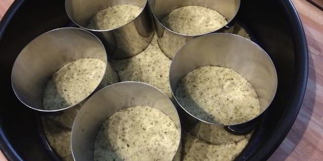 Рецепт мини-чизкейков с томатным мармеладом