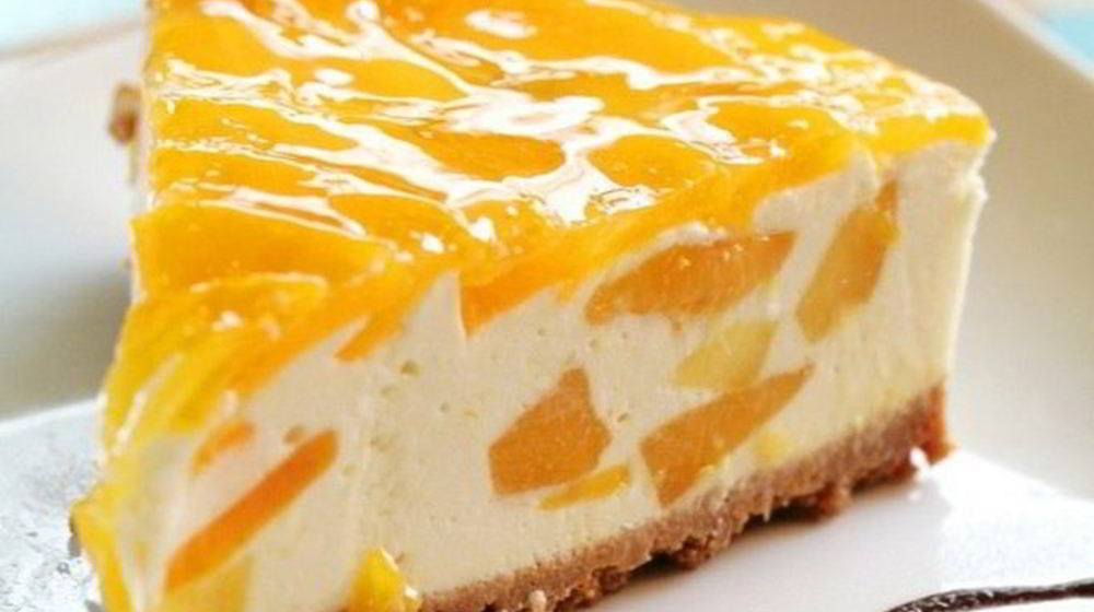 Как приготовить персиковый чизкейк без выпечки
