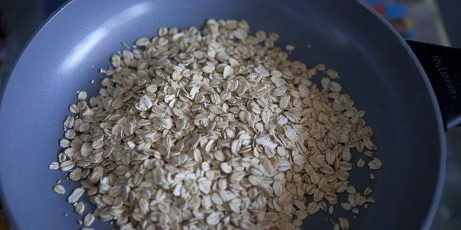 Рецепт ванильного чизкейка с малиновым соусом