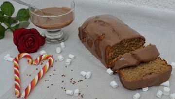 Рецепт Кофейного кекса с корично-сметанным соусом