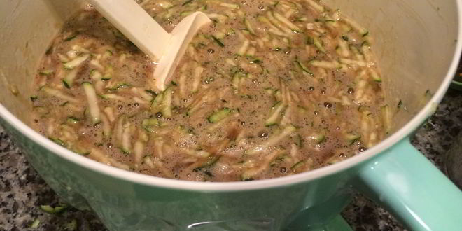 Рецепт нежного кекса из кабачков