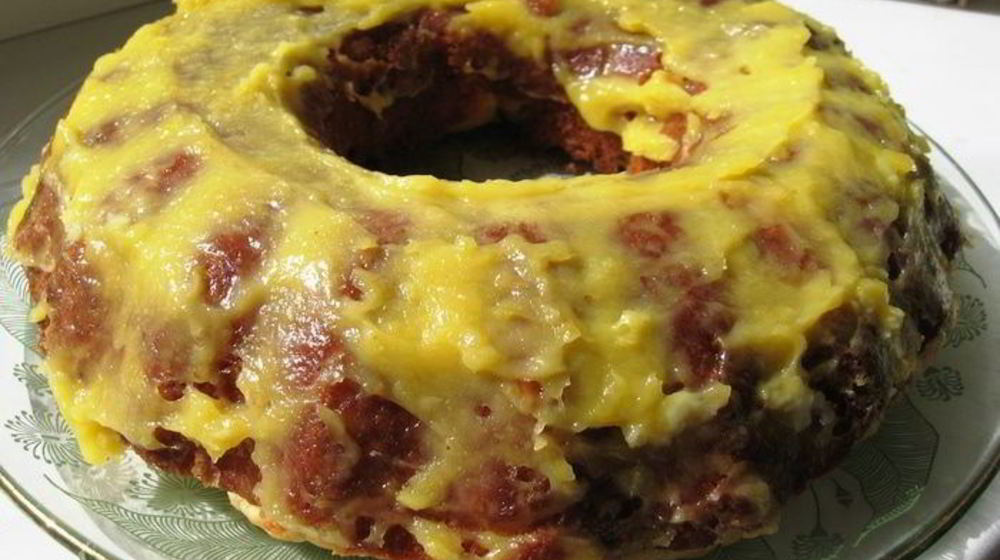 Как приготовить нежный кекс с яблоками и лимонным заварным кремом