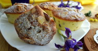 Рецепт Пасхальных кексов с клюквой