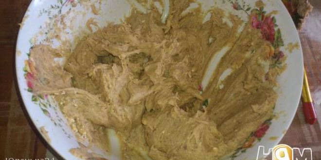 Рецепт шоколадного кекса с красной смородиной и цикорием