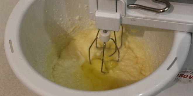 Рецепт тыквенного кекса с яблоками на хеллоуин