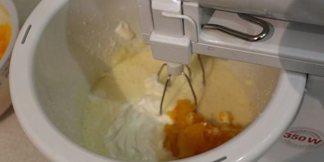 Рецепт тыквенного кекса с яблоками на хеллоуин