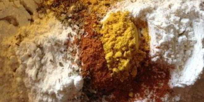 Рецепт закусочных кексов на сыворотке с сыром и охотничьими колбасками