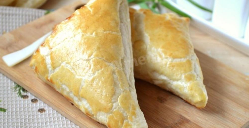 Рецепт хачапури с сыром из слоеного теста